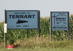 Picture of Tennant Welcome Sign.