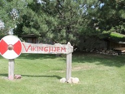 Picture of the sign for Viking Smitty's home
