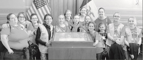 Picture of Girl Scout Junior & Cadette Troop 350 from Harlan AT Secretary of State Paul Pate's capital office.