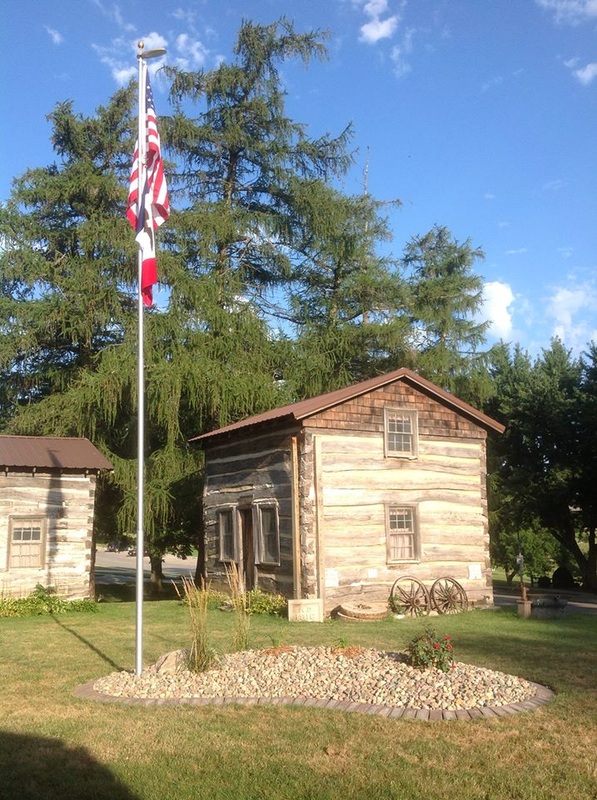 Picture of one of Shelby County Historical Museum cabinsn